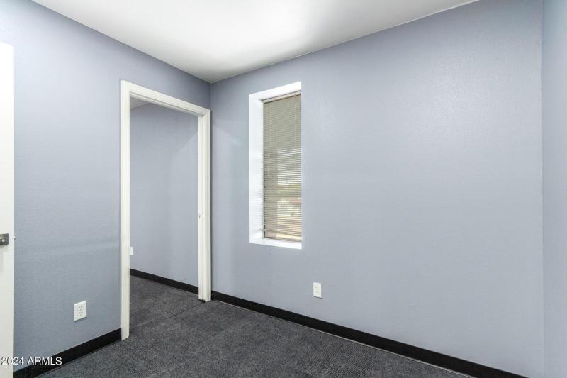 0019-19 - 59th 7122 UNIT 102 & 201