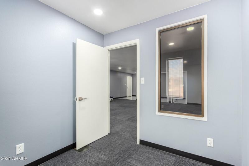 0021-21 - 59th 7122 UNIT 102 & 201