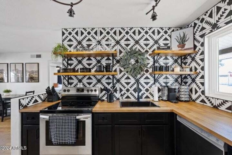 NEWLY DESIGNED KITCHEN 2