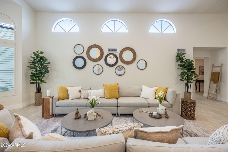 24-web-or-mls-D46A2426 copy