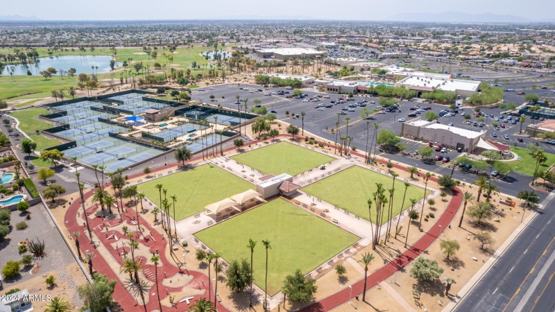 Sun City West Amenities