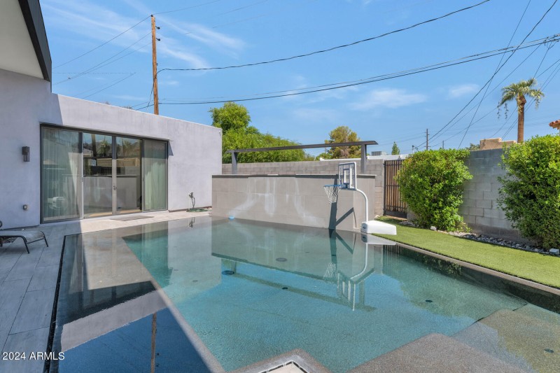 4602 E Glenrosa Ave-large-038-016-4602 E