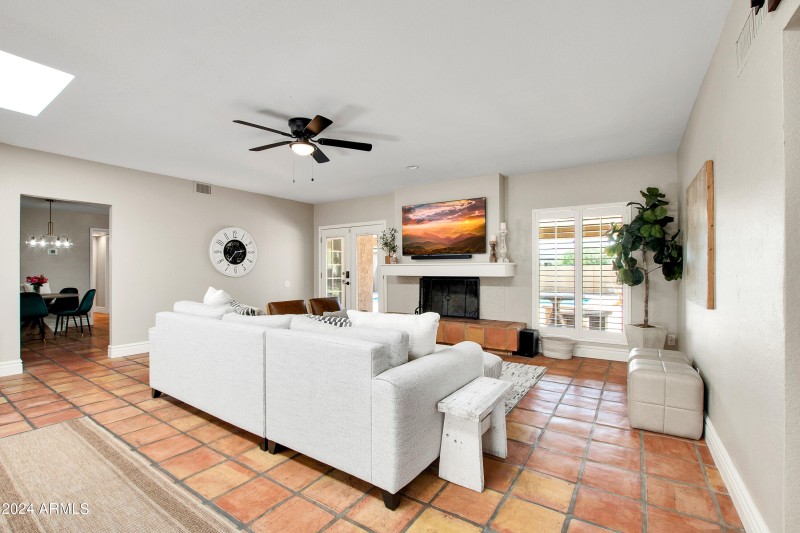 11222 N Miller Rd-17