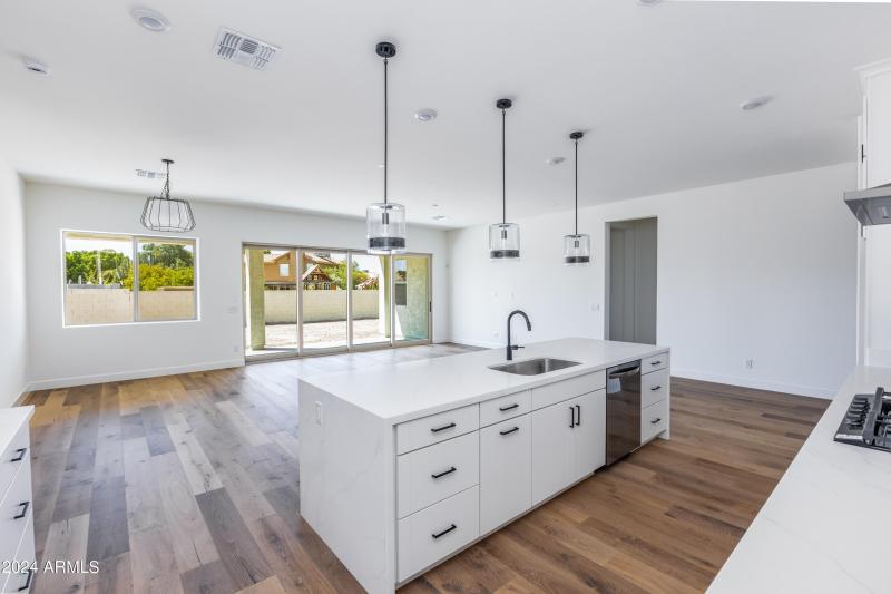 7583 W Gelding Dr-17