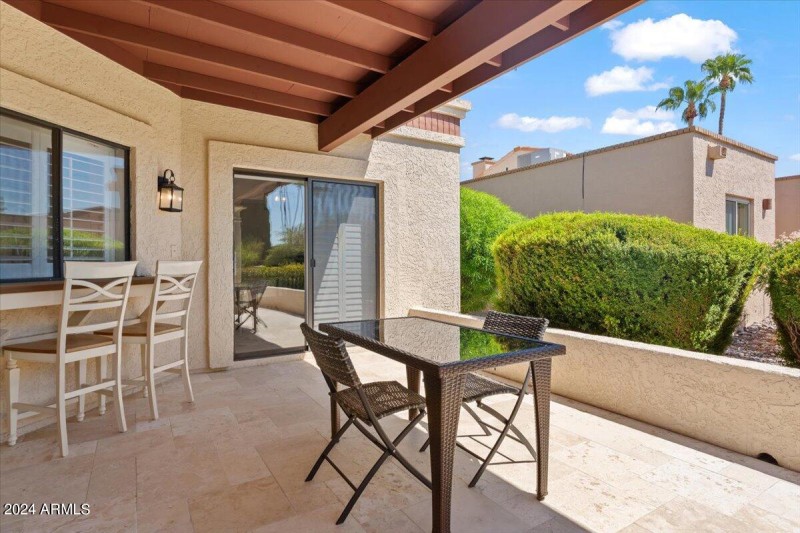 Kitchen Bar & BBQ Grill