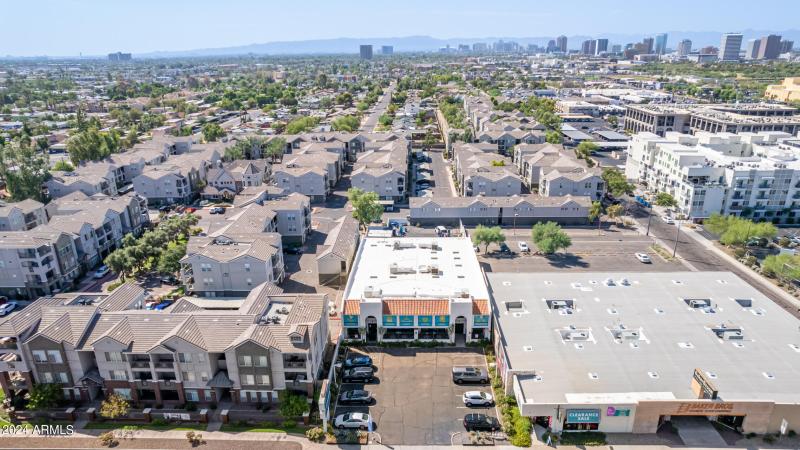 0051-51 - Camelback Drone
