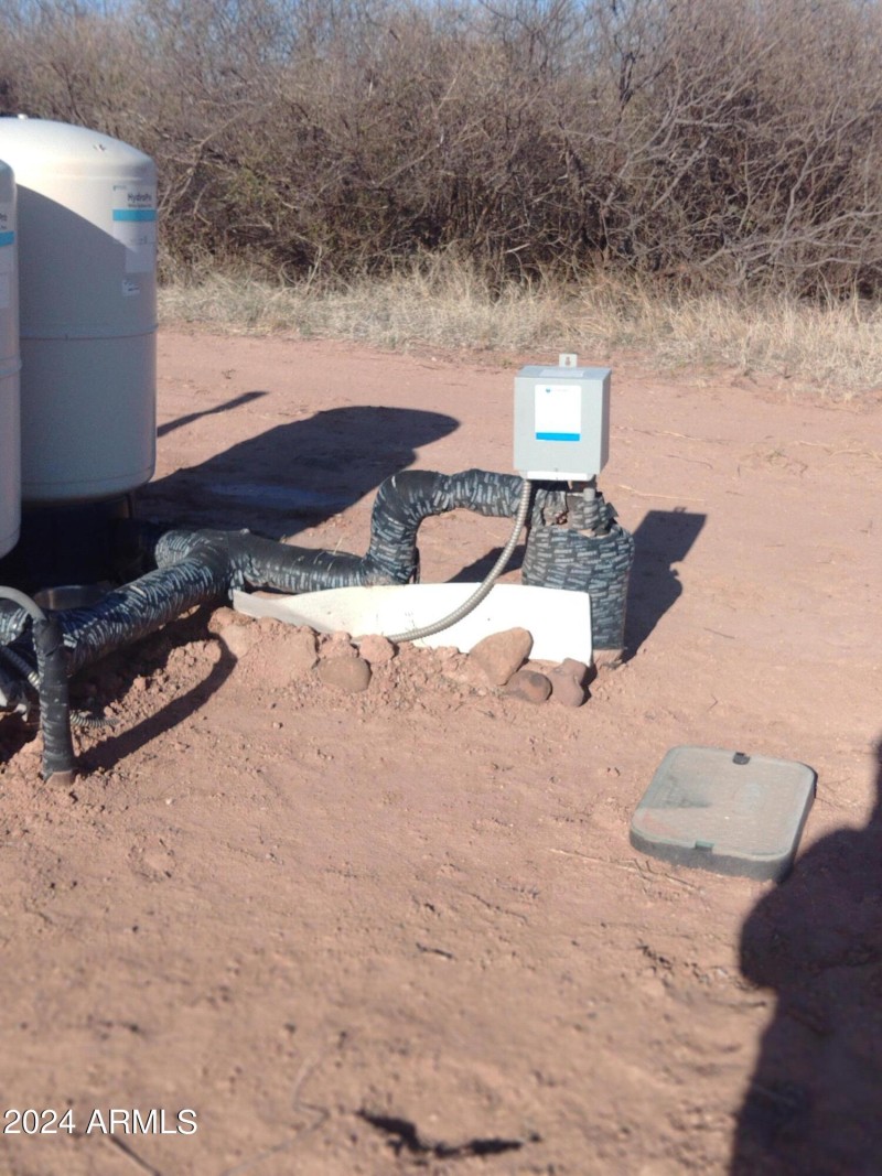 KIMG0168_01_BURST1000168_COVER