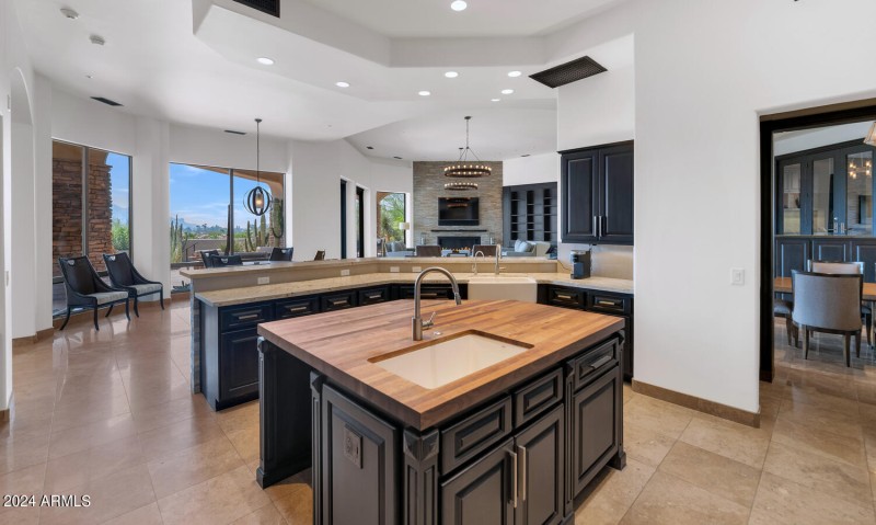 6207 E Indian Bend Rd-large-023-011-6207