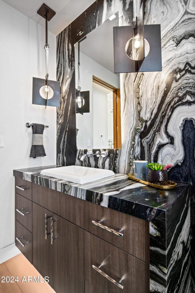 024_Main Living Powder Room