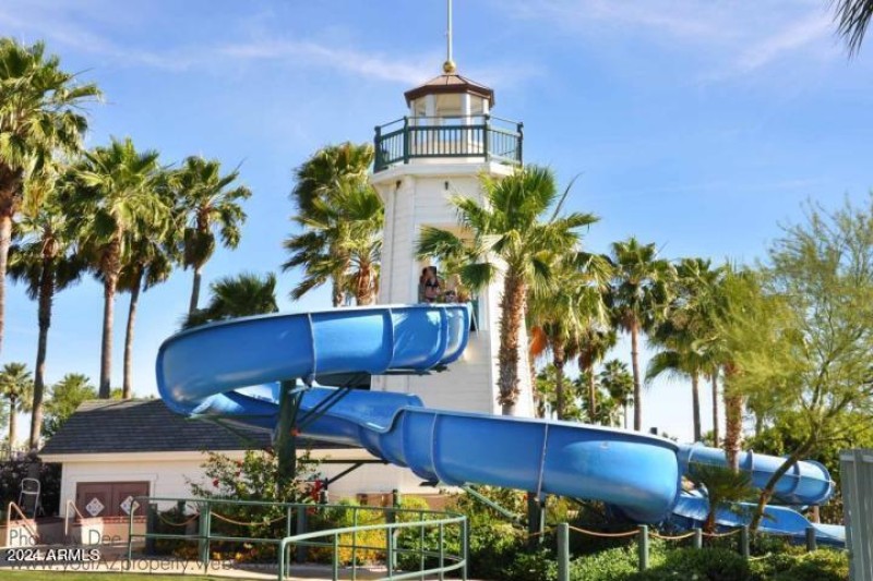 Starpointe Resident Waterslide