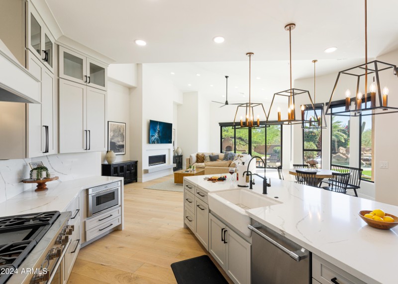 PropertyImageCo_12077ELaurelLn_WEB-30