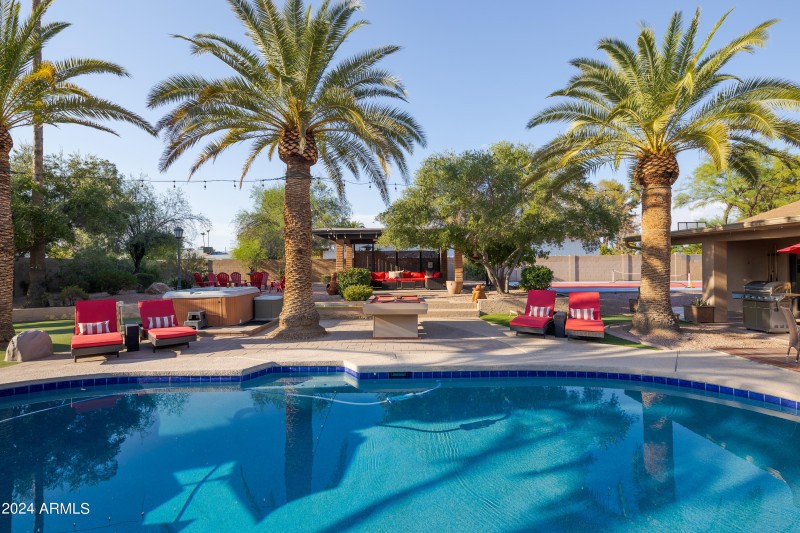 PropertyImageCo_6124EDelcoaAve_WEB-7