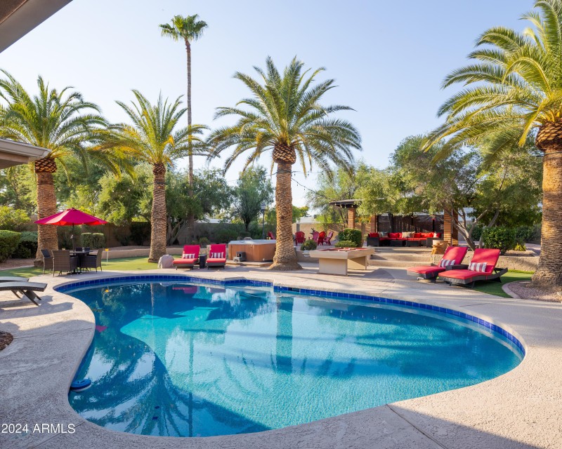 PropertyImageCo_6124EDelcoaAve_WEB-16