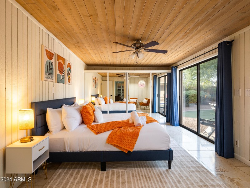 PropertyImageCo_6124EDelcoaAve_WEB-17