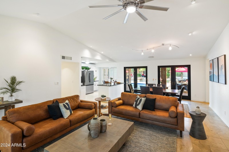 PropertyImageCo_6124EDelcoaAve_WEB-29