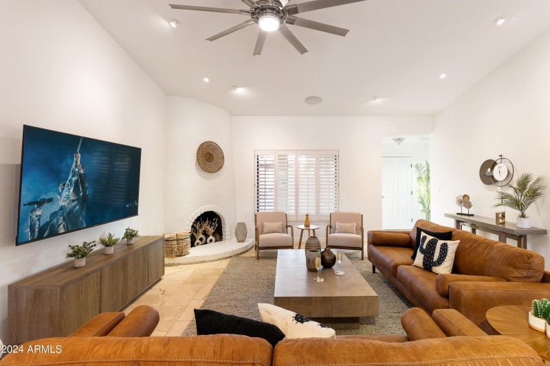 PropertyImageCo_6124EDelcoaAve_WEB-43