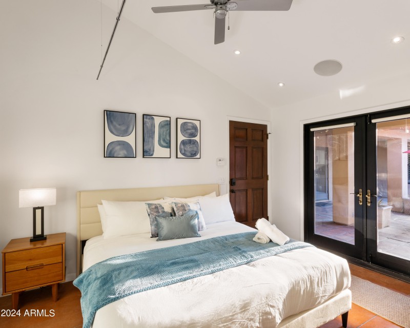 PropertyImageCo_6124EDelcoaAve_WEB-49