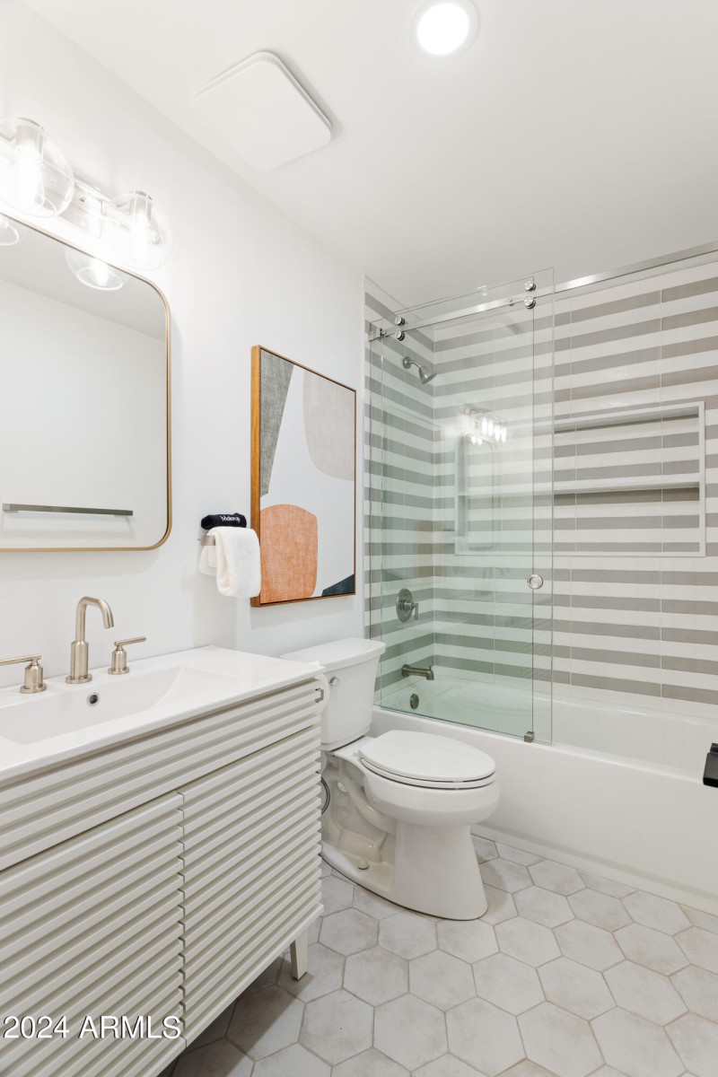 PropertyImageCo_13611N50thSt_WEB-57