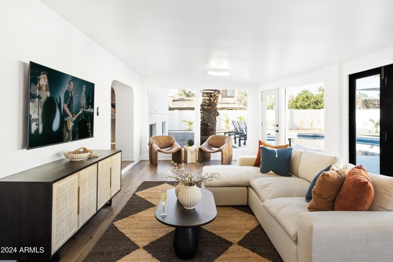 PropertyImageCo_13611N50thSt_WEB-8