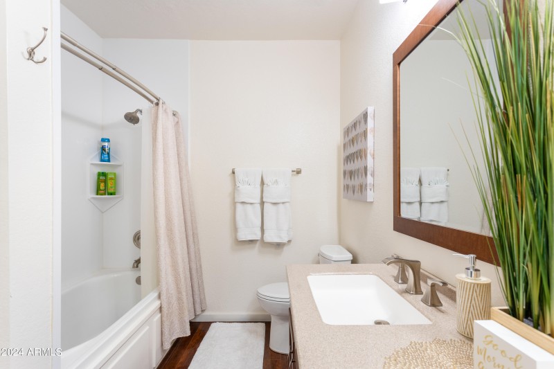 Bathroom 2 of 2