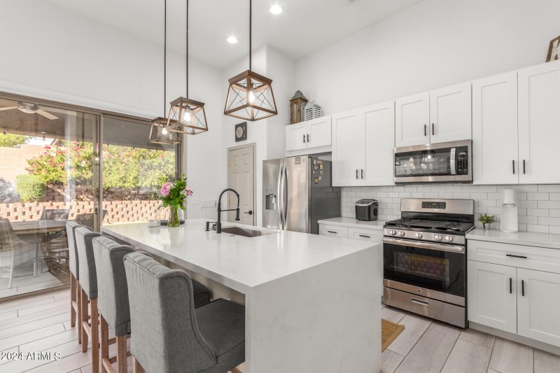 0020-20 - San Fernando