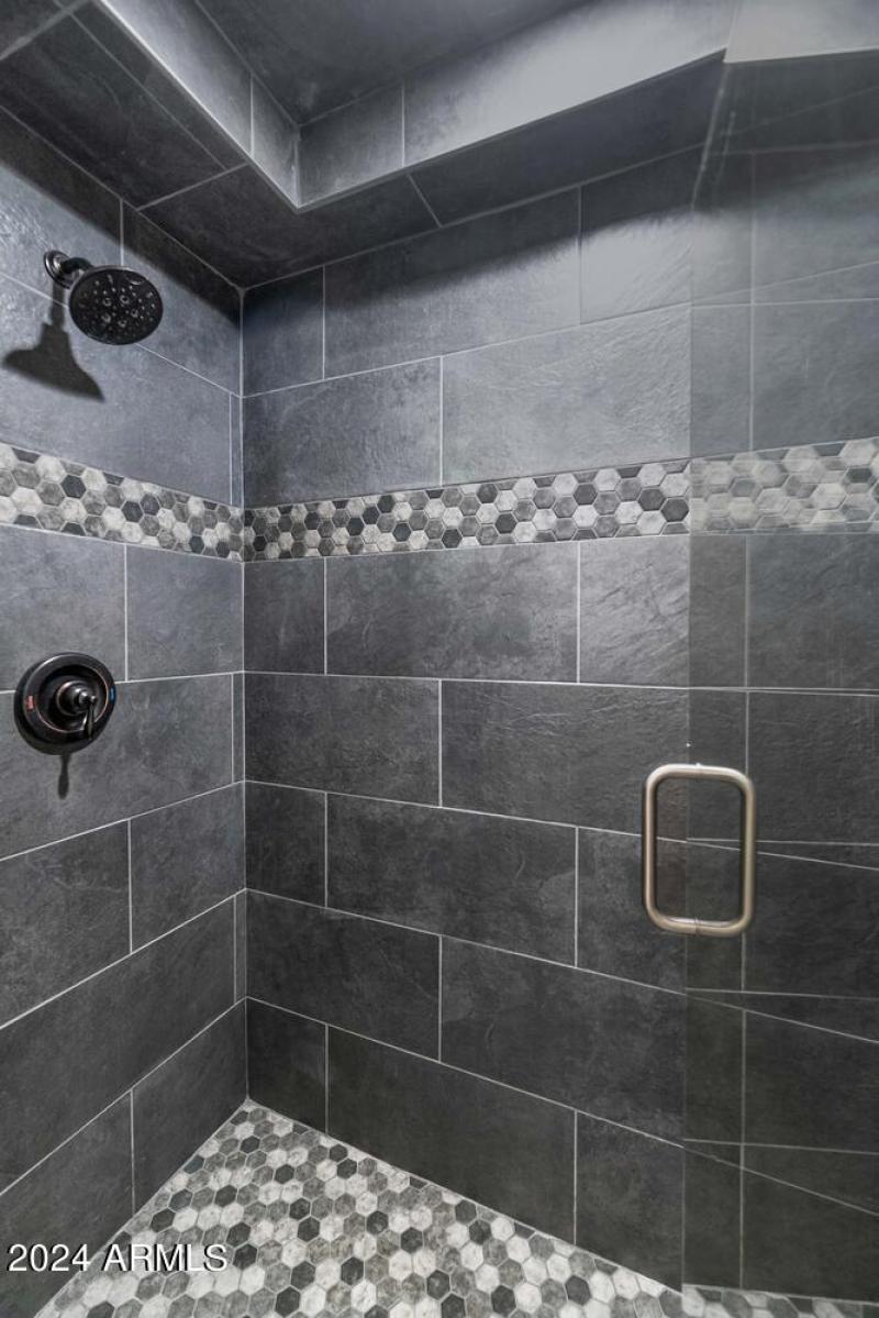 1439 S almar Cir-large-016-014-TOD3387-6