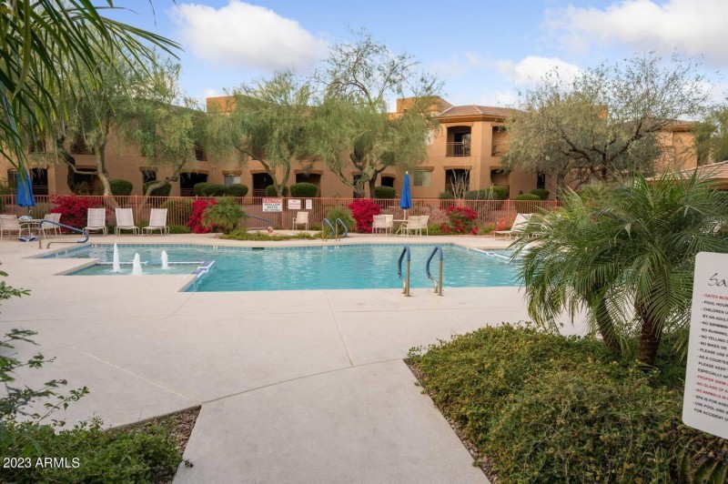 2d53c271-e2ee-4398-a84c-f2f038dccb65