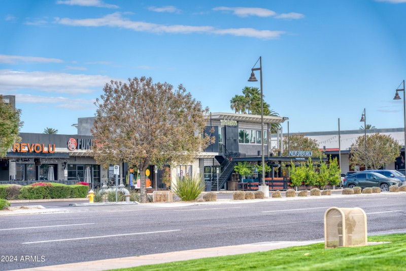 DSC07312_AuroraHDR2019-edit