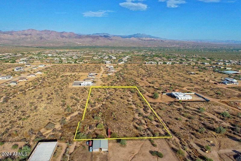 via dona west to east lot lines