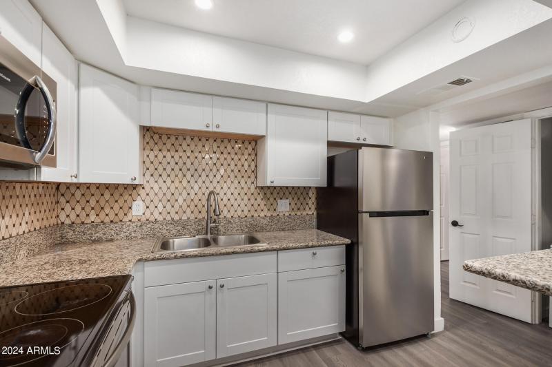 11 Kitchen
