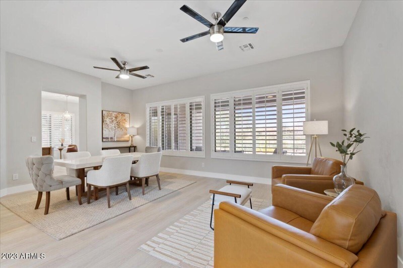 08-Dining & Living Room