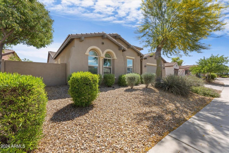 02-002-front-exterior