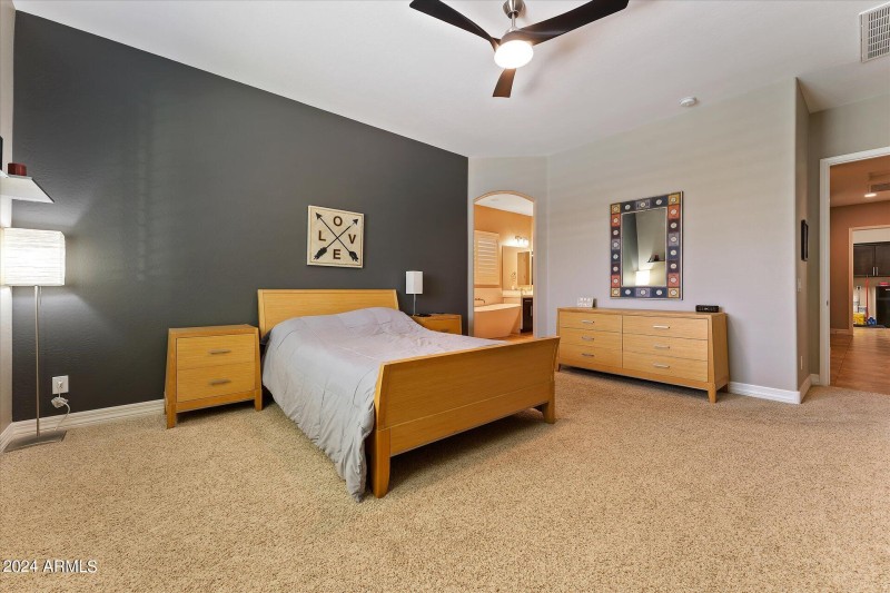 23-023-primary-bedroom