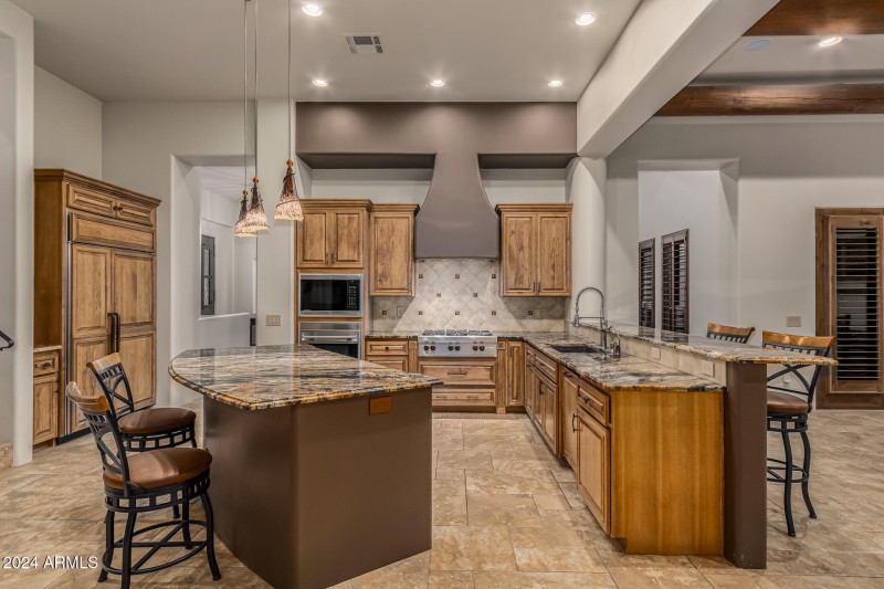 0024-22 - 12th 33207