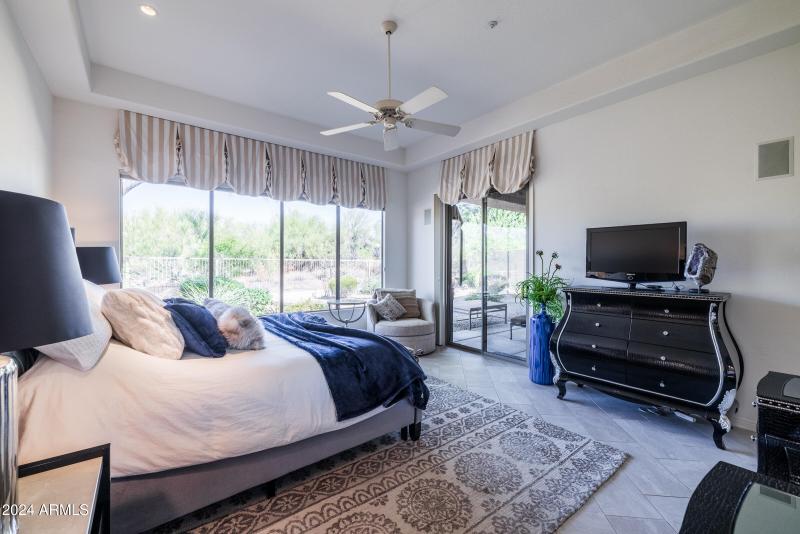 7020 E Mighty Saguaro Way-16