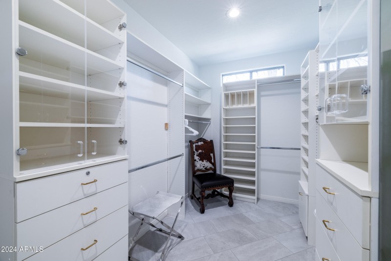 7020 E Mighty Saguaro Way-23