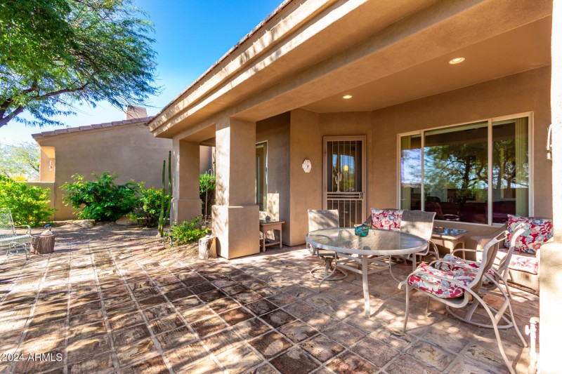 Large South Facing Patio