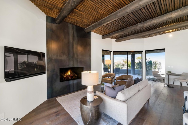 37661 N 94th St-large-017-031-37661 N 94