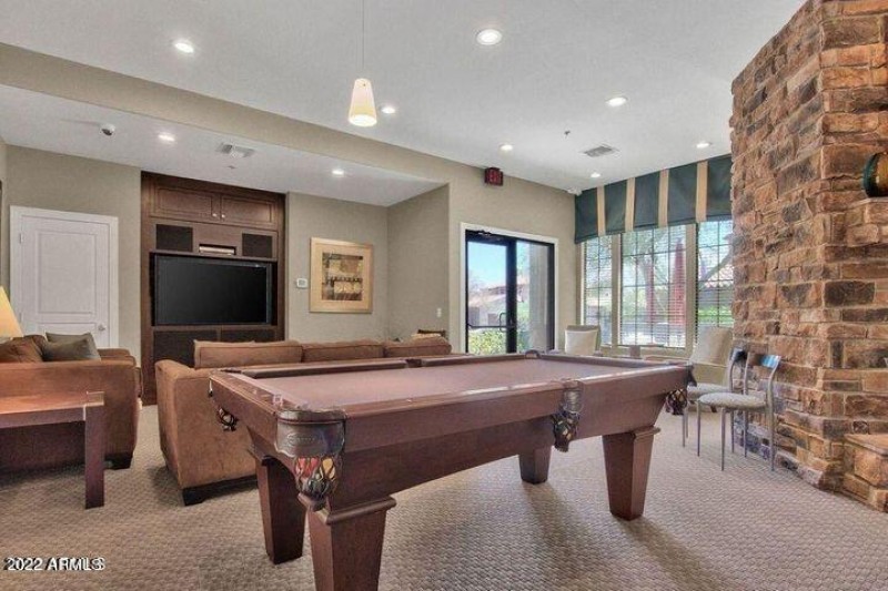 2140 COMMUNITY ROOM