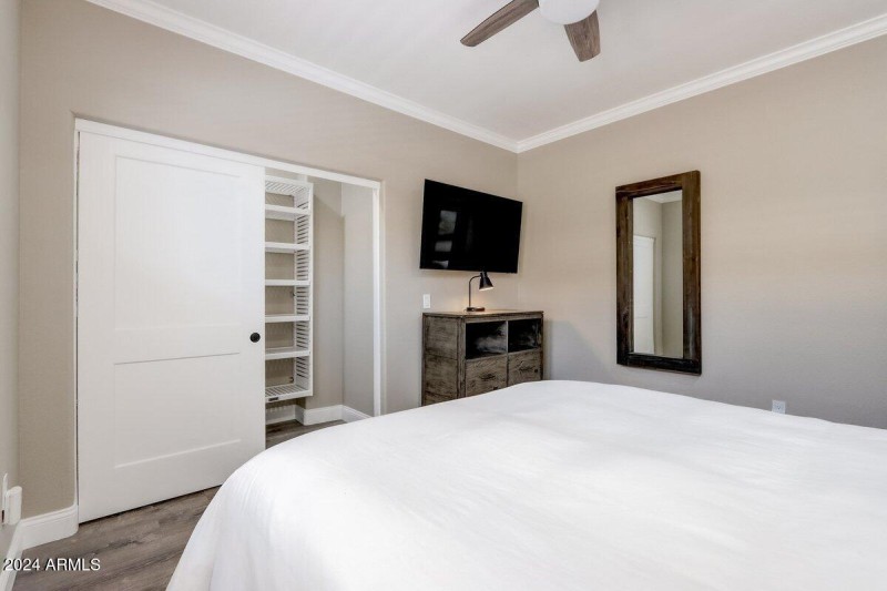 Queen Bed 2