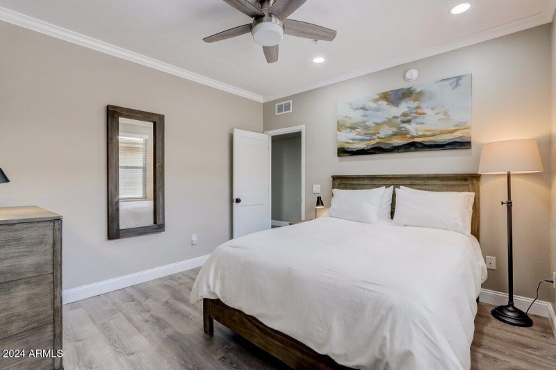 Queen Bed 2