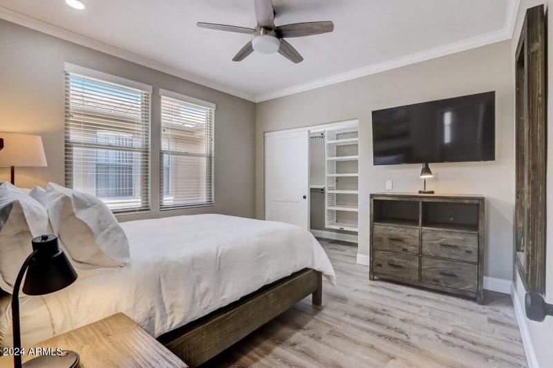 Queen Bed 2