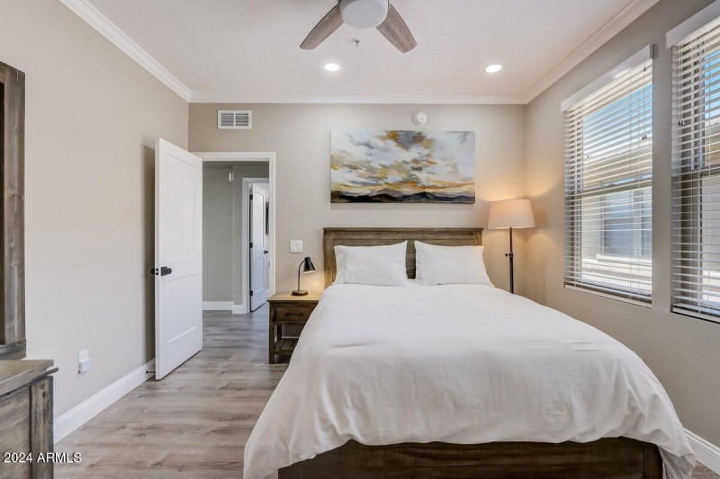 Queen Bed 2