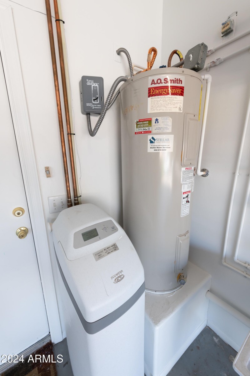 McGinleyRyanC-2000-4290