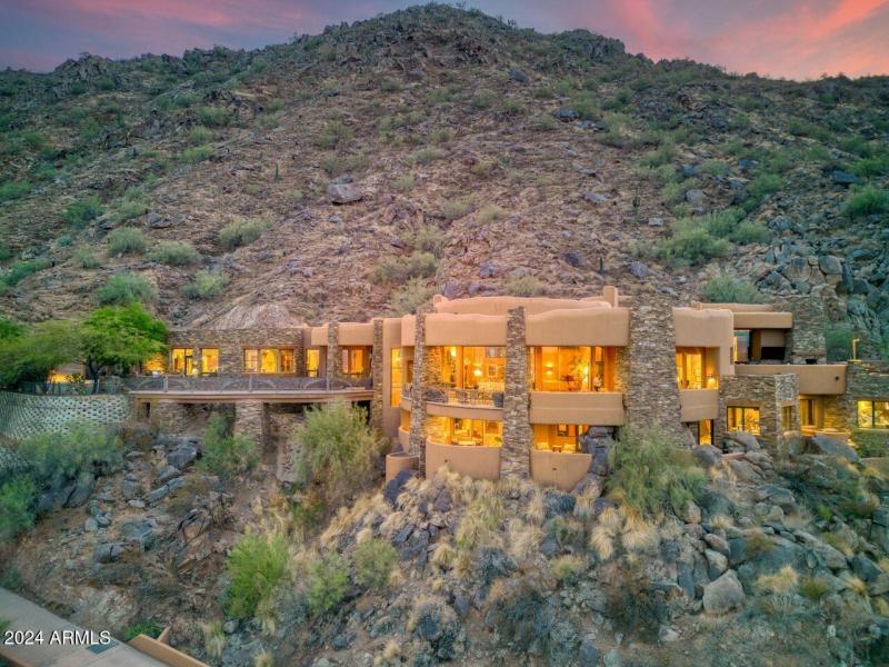 The Crown of Camelback