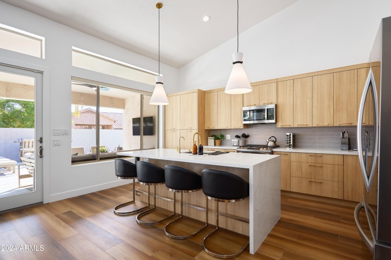 Euro-Style Island Seating