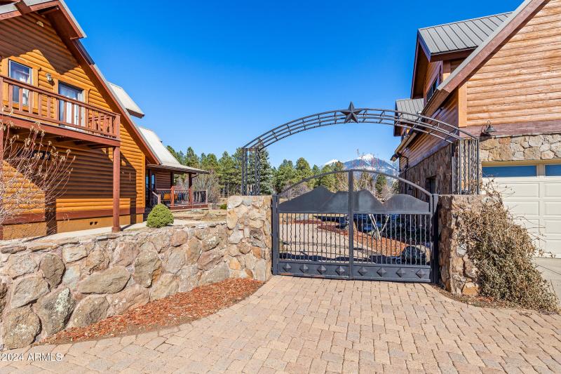 5+ acres
