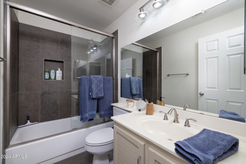 9705_E_Mountain_View_Rd_1076_21