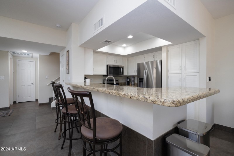 9705_E_Mountain_View_Rd_1076_06