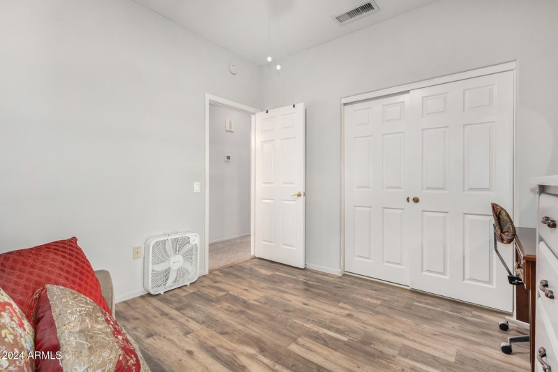 0051-17 - Desert Winds